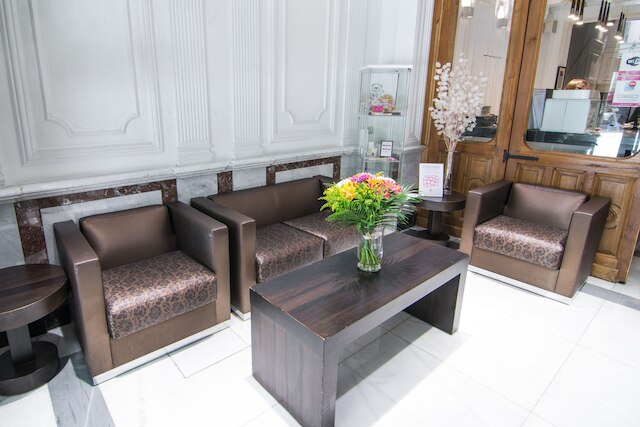 プチ パレス アレナル