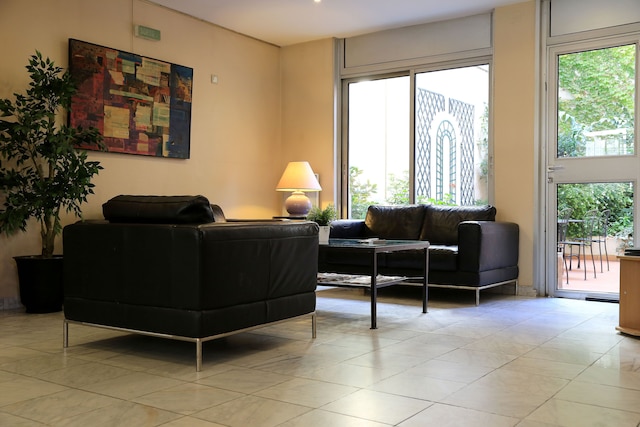 ホテル パリ ヴィレット