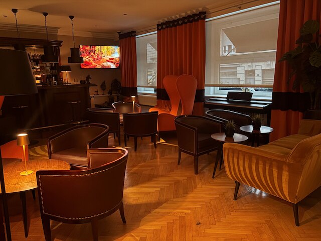 メゾン ルテティア R