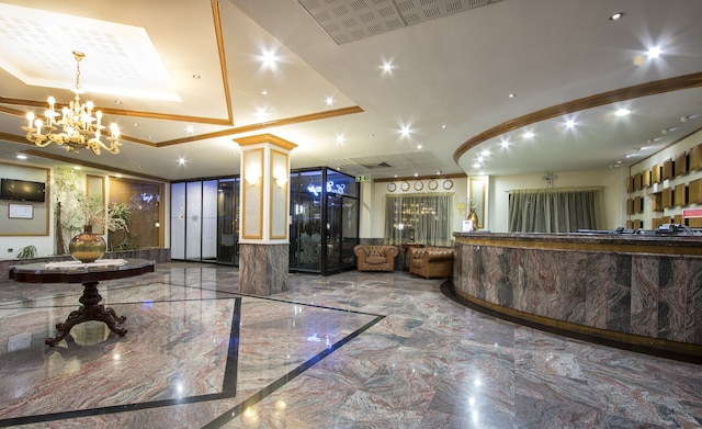 カニフォー ホテル