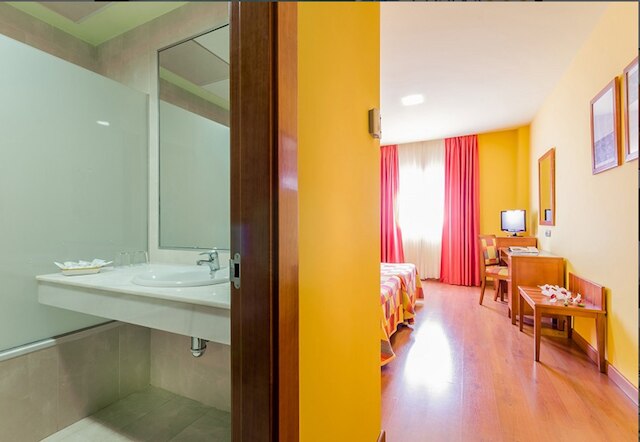 チェックイン カミノ デ グラナダ