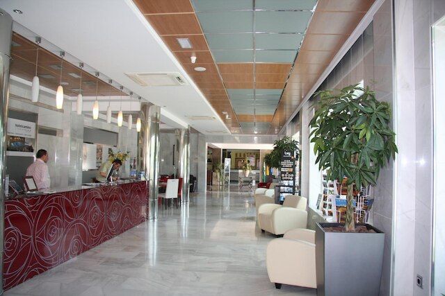 チェックイン カミノ デ グラナダ