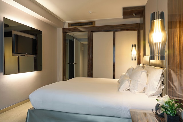 アルティス グランド ホテル