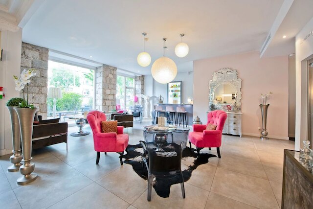 オテル ラ ヴィラ ニース ヴィクトル ユーゴー