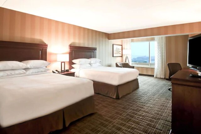 ダブルツリー フォールズビュー リゾート & スパ バイ ヒルトン ナイアガラ フォールズ