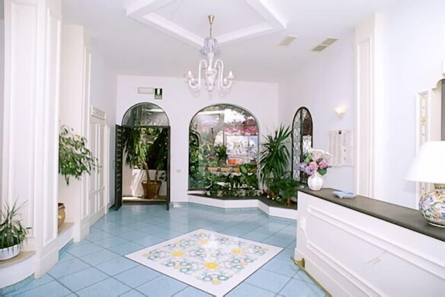 ホテル オーロラ