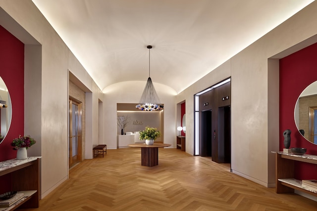 ホテル AKA バック ベイ