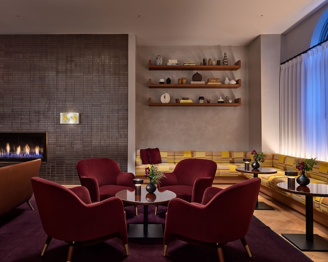 ホテル AKA バック ベイ