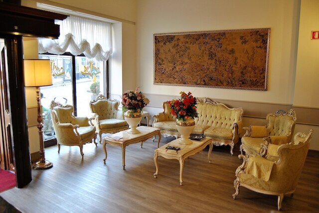 モキンバ ホテルズ キング