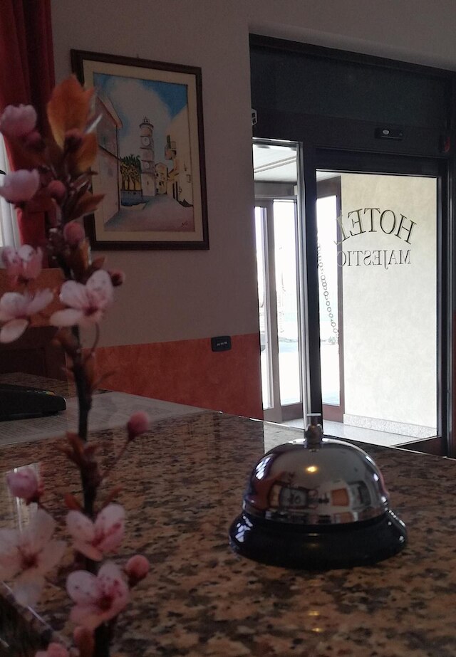 ホテル マジェスティック