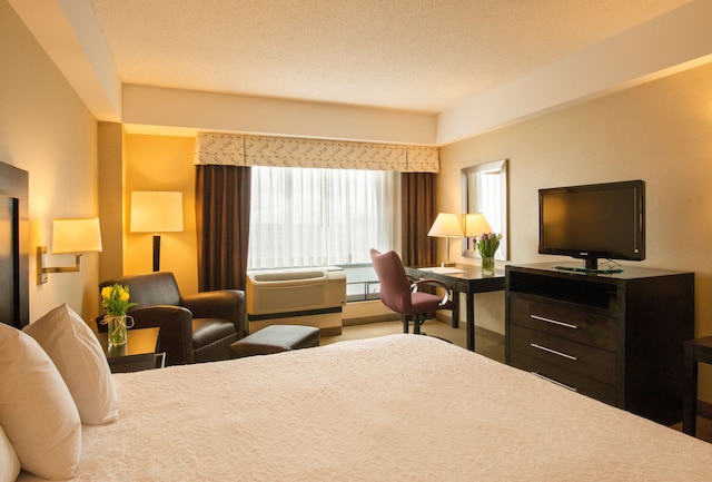 ハンプトン イン & スイーツ ボストン クロスタウン センター