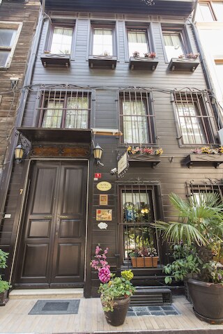 ナズ ウッデン ハウス イン - ビザンチン ハウス