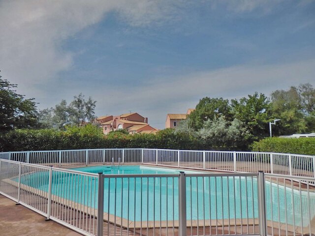 レジデンス ラグランジュ バカンス ル スカーレット エ レ ソレイヤード