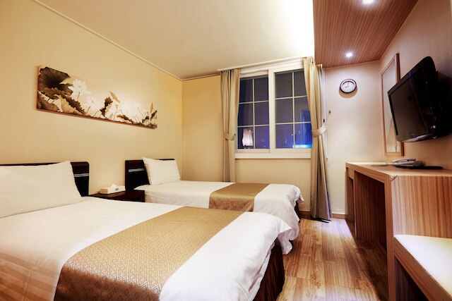 ウルジロ コープ レジデンス