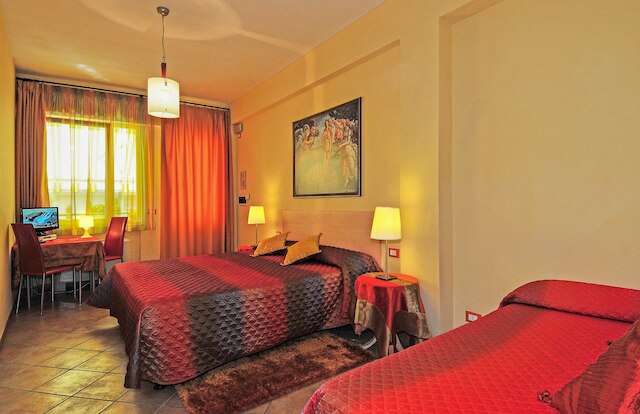 B&B アイ チプレッシ