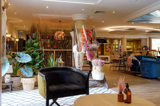 アイデン バイ  ベストウェスタン パリ ロワシー CDG