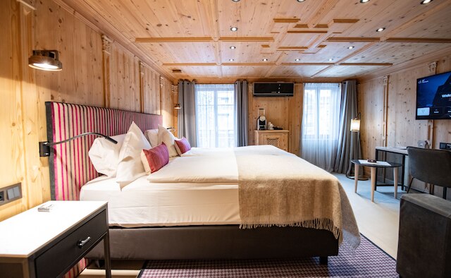 トラディション ジュレン ホテル