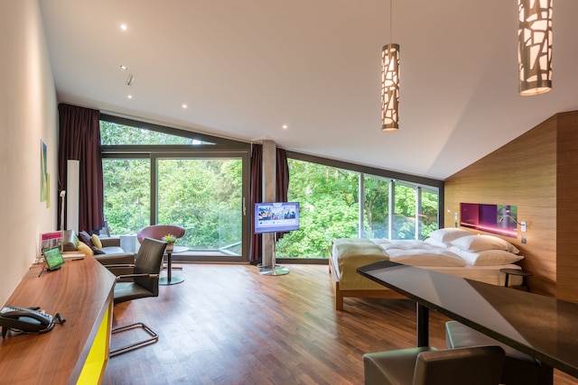 ホテル ベルヴォア レイクビュー & スパ