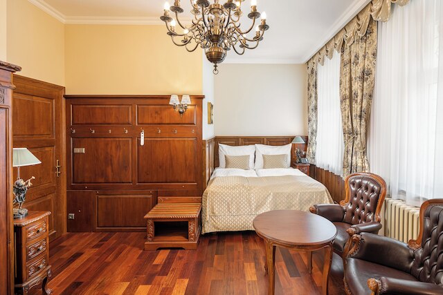 アイロン ゲート  ホテル  & スイーツ プラハ バイ BHG