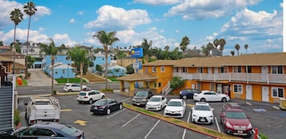 レドンド イン アンド スイーツ