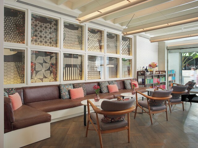 H10 ウニベルシタ ホテル