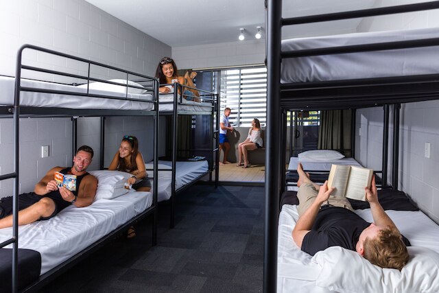 ギリガンズ バックパッカーズ ホテル & リゾート