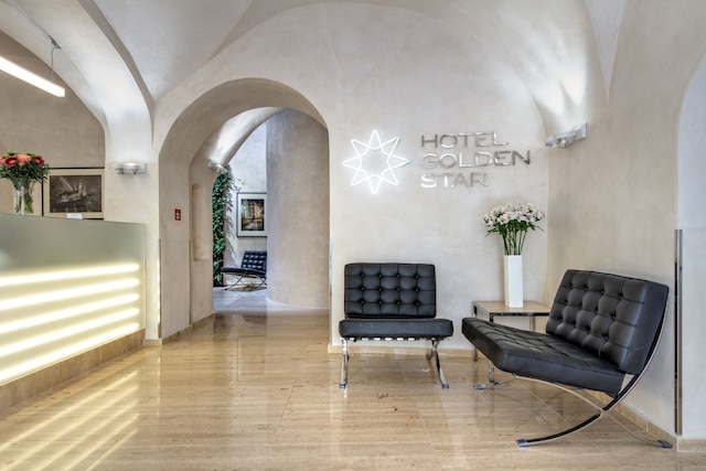 ホテル ゴールデン スター