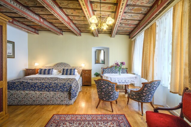 ホテル レッド ライオン