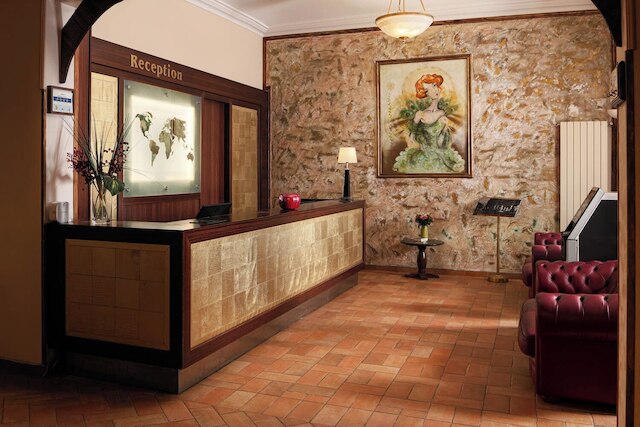 ホテル プラガ 1