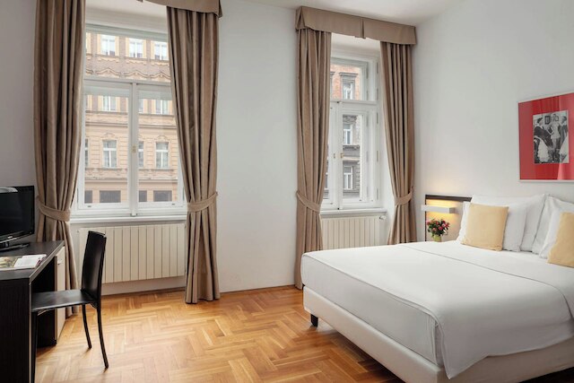 ホテル プラガ 1