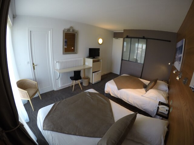 オテル レ ブリゼ