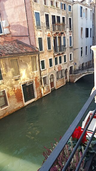 カーサ ピザーニ カナル