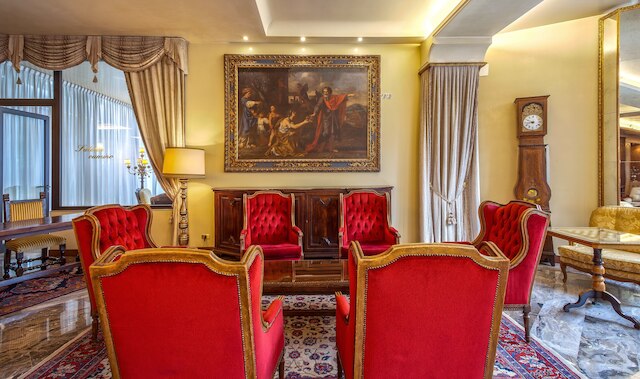 ホテル アバノ リッツ