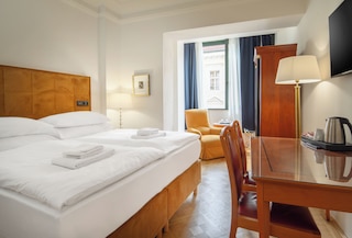 ホテルボローニャ