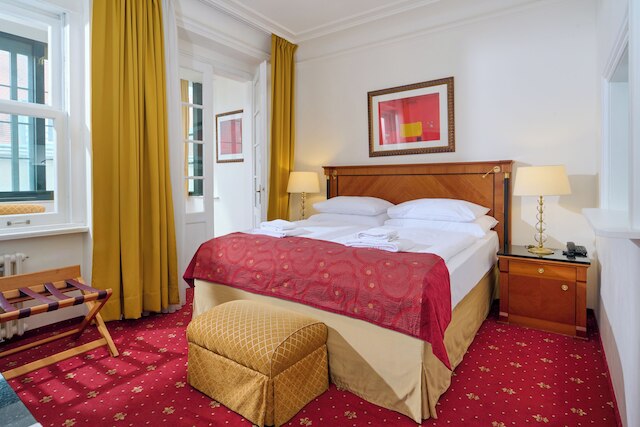 ホテルボローニャ