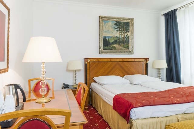 ホテルボローニャ