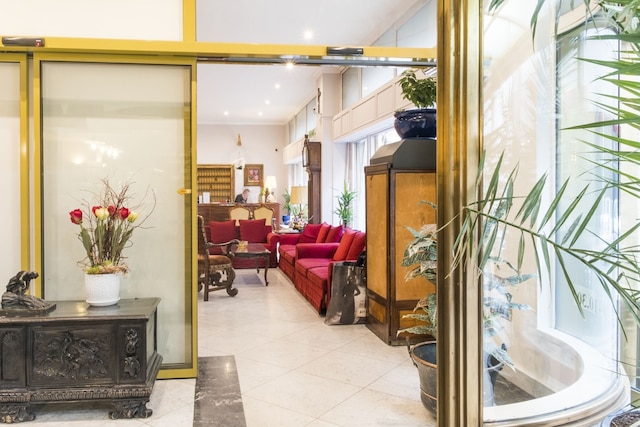 ホテルボローニャ