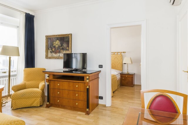 ホテルボローニャ