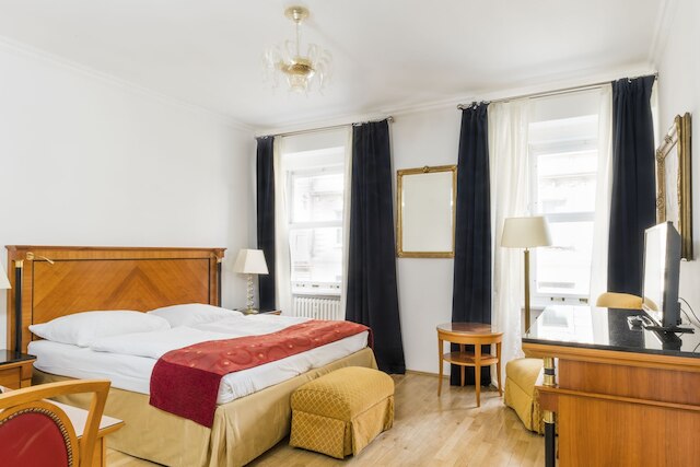 ホテルボローニャ