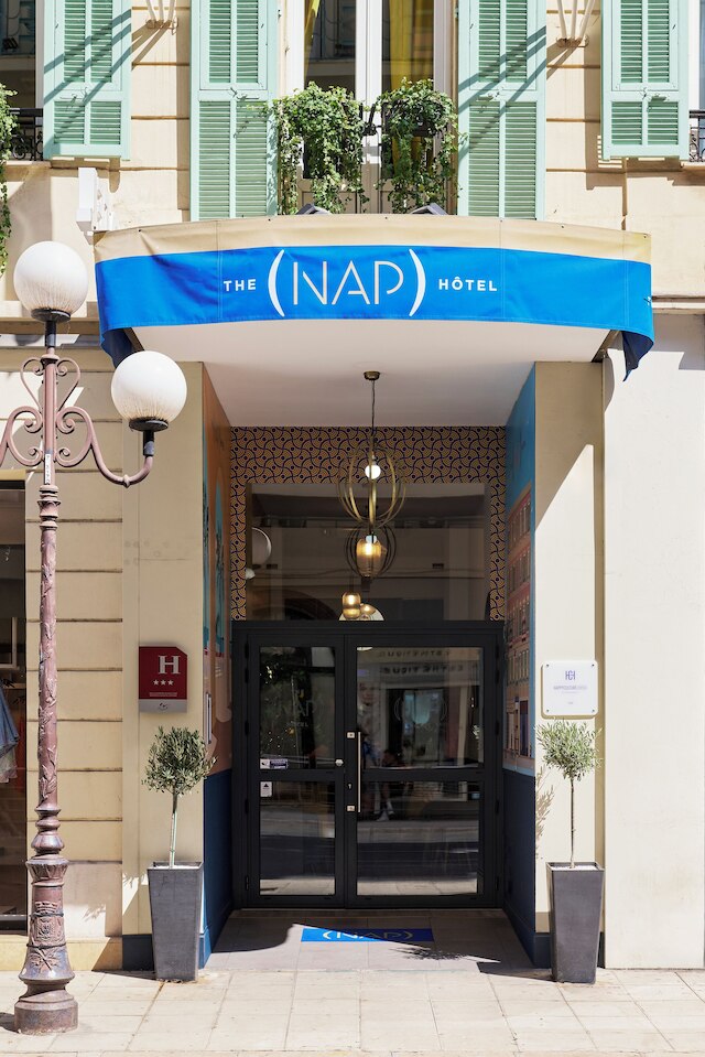 ホテル ナップ バイ ハッピーカルチャー