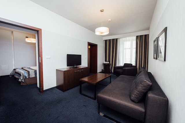 ホテル レジデント