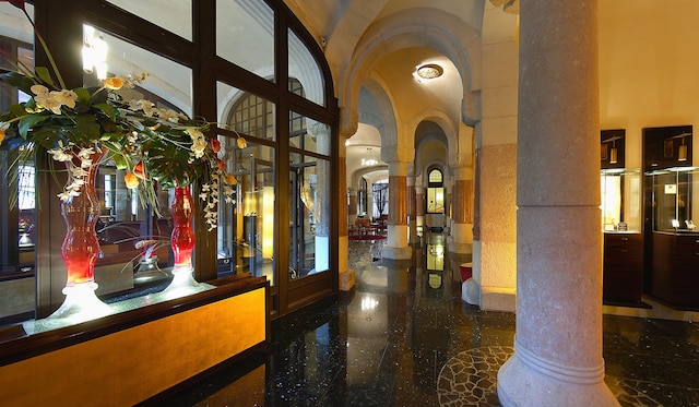 オテル カーサ フステル