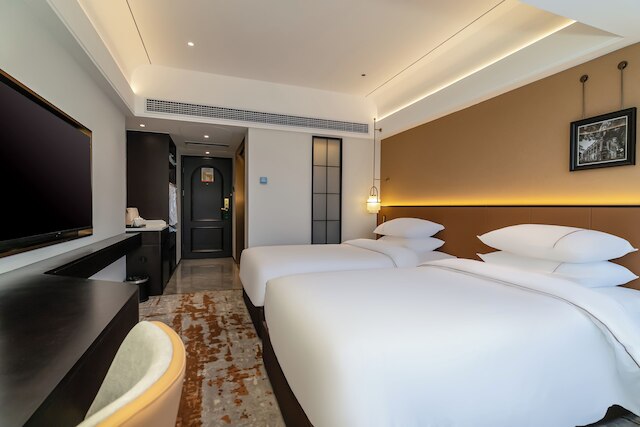 広東 ビクトリー ホテル - 広州交易会期間中はエキシビションセンターまで無料のシャトルバスを運行 (広東勝利賓館 - 广交会免费穿梭巴士至展馆)