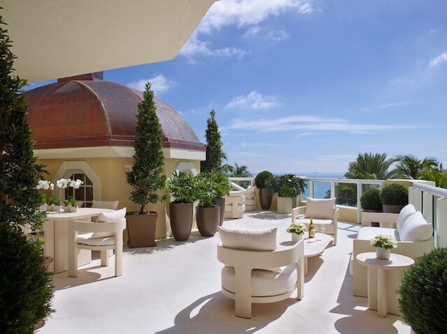 アクアリーナ リゾート & レジデンシズ オン ザ ビーチ