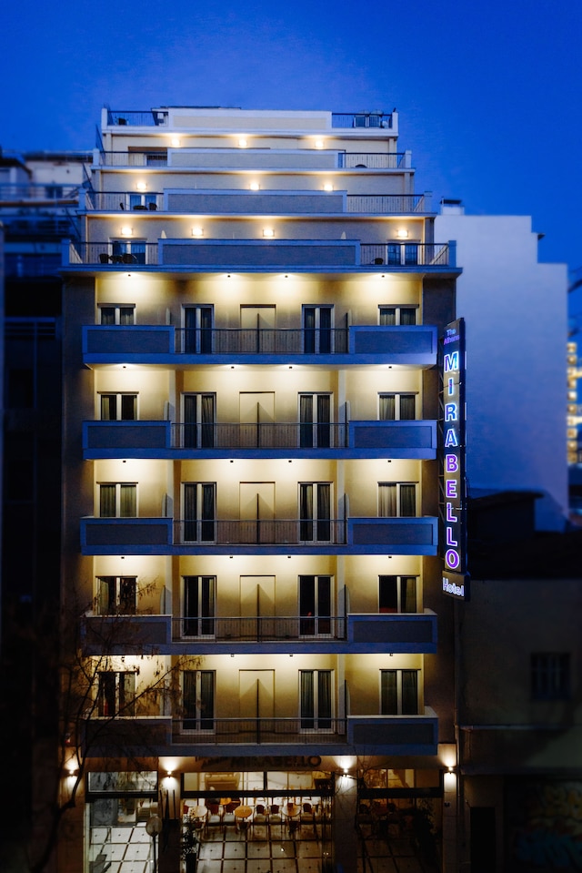 ザ アテネ ミラベッロ