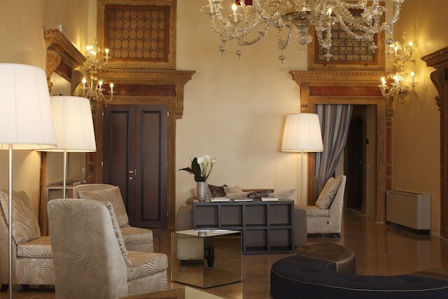 アルカディア ブティック  ホテル