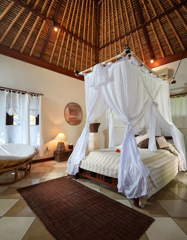 ヴィサカ サヌール バイ プリ シグネチャーズ