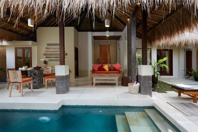 ヴィサカ サヌール バイ プリ シグネチャーズ