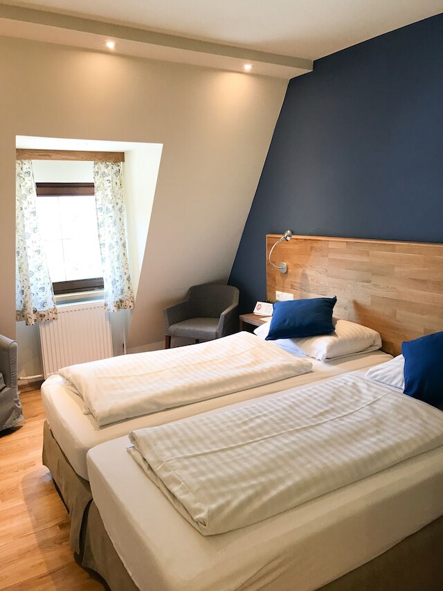 カイザーホフ アニフ