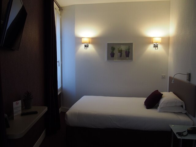 ポルト ドゥ ベルサイユ ホテル